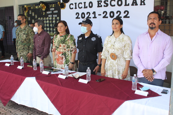 MUJERES PRIVADAS DE SU LIBERTAD CONCLUYERON CURSOS DE CAPACITACIÓN, EN CERESO FEMENIL