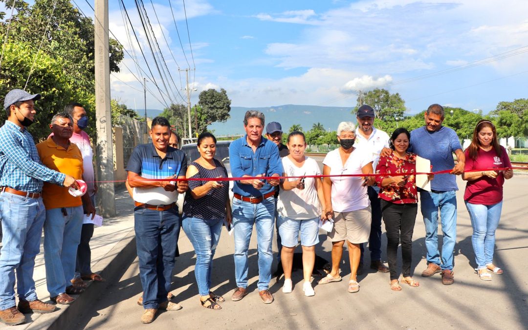 ENTREGAN REHABILITACIÓN DE DRENAJE SANITARIO EN LA ESTACIÓN, TECOMÁN