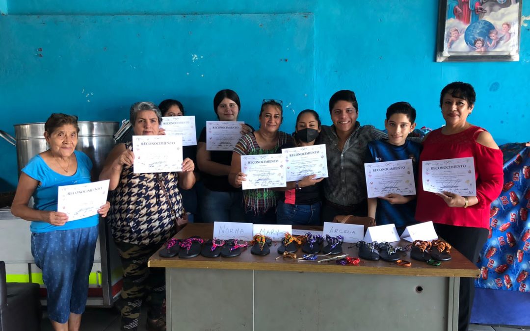 CLAUSURA VÍCTOR TORRES CURSO DE HUARACHES ARTESANALES