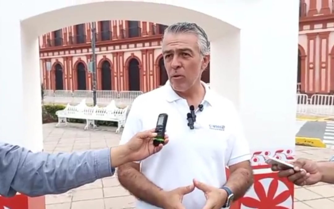 AYUNTAMIENTO DE COLIMA INSTALA PUNTO TURÍSTICO PARA RECIBIR A VISITANTES DE CRUCEROS