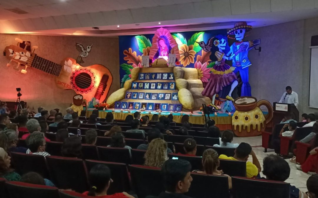 PRESENTACIÓN DE ALTAR DE MUERTOS DE LAS SECCIÓN 39 DEL SNTE