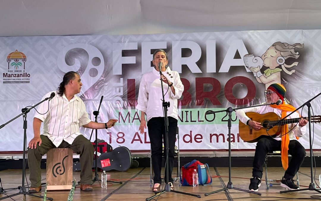UN ÉXITO LA SEGUNDA FERIA DEL LIBRO EN MANZANILLO, DESTACA GRISELDA