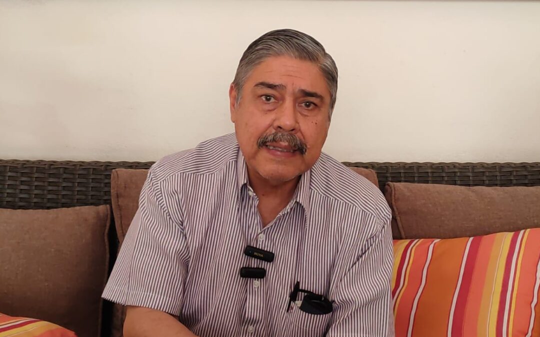 PIDE LEÓN ALAM A MARGARITA MORENO SE DESISTA DE AMPARO Y ACUERDEN PAGO DE LAUDO