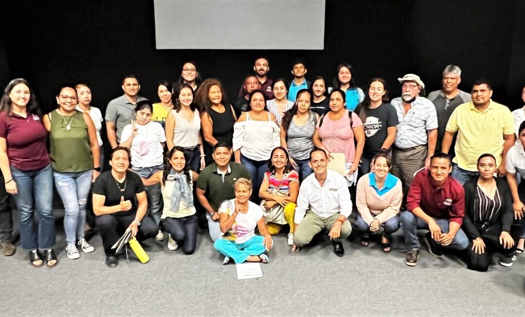 PROFESIONALIZA AYUNTAMIENTO DE MANZANILLO A 33 ANFITRIONES TURÍSTICOS