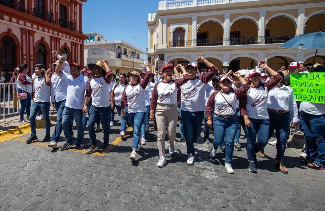 PARTICIPA DELEGACIÓN DE BIENESTAR COLIMA EN DESFILE DEL 1 DE MAYO ...