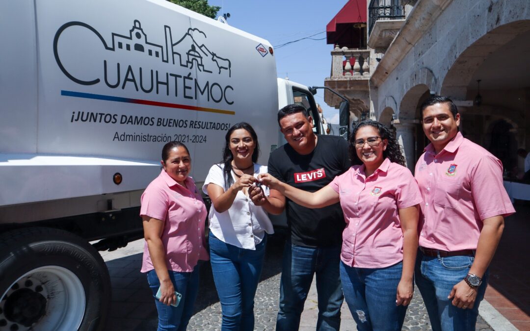 ENTREGA CUAUHTÉMOC NUEVO CAMIÓN RECOLECTOR DE BASURA