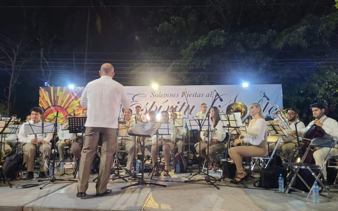 BANDA SINFÓNICA DE COLIMA ALEGRA FIESTAS PATRONALES EN BARRIOS Y COLONIAS