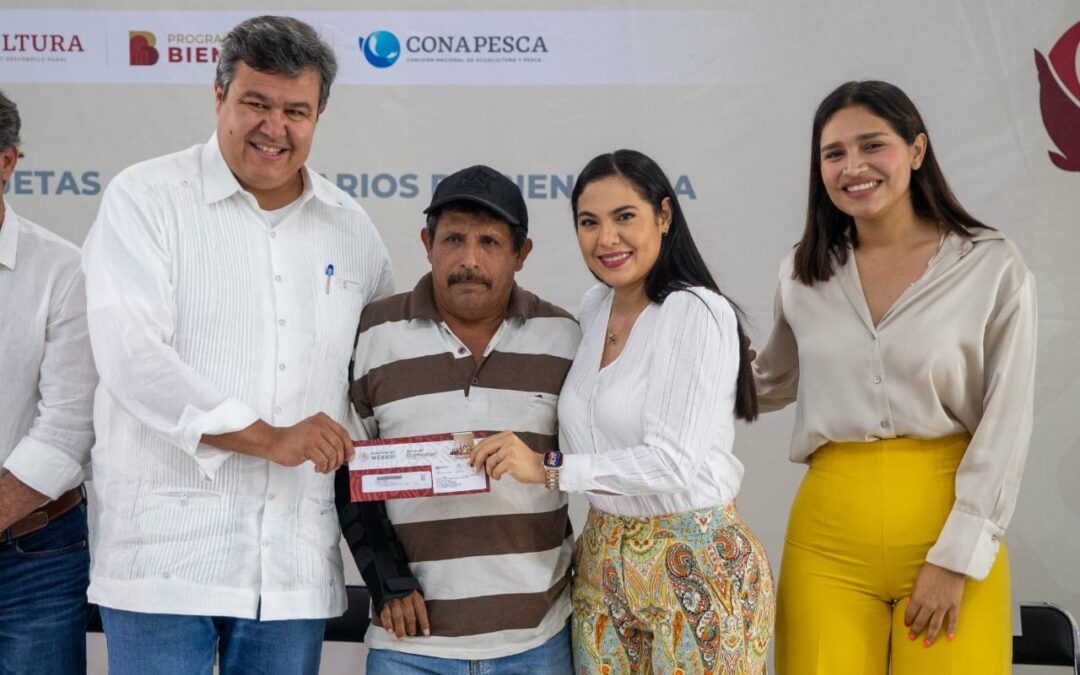 MÁS PESCADORES COLIMENSES SE BENEFICIAN CON APOYO FEDERAL