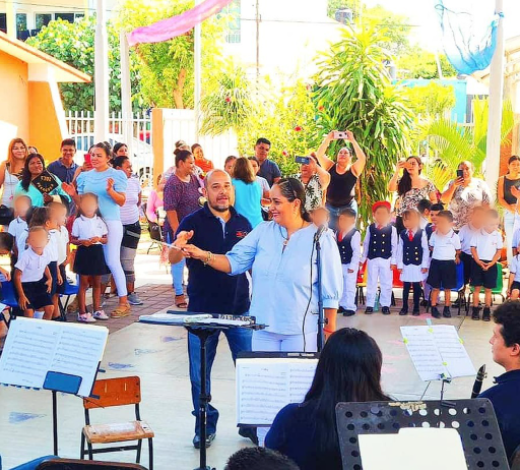 CONTINÚAN CONCIERTOS DE LA BANDA SINFÓNICA DE COLIMA EN ESCUELAS PÚBLICAS DE COMUNIDADES