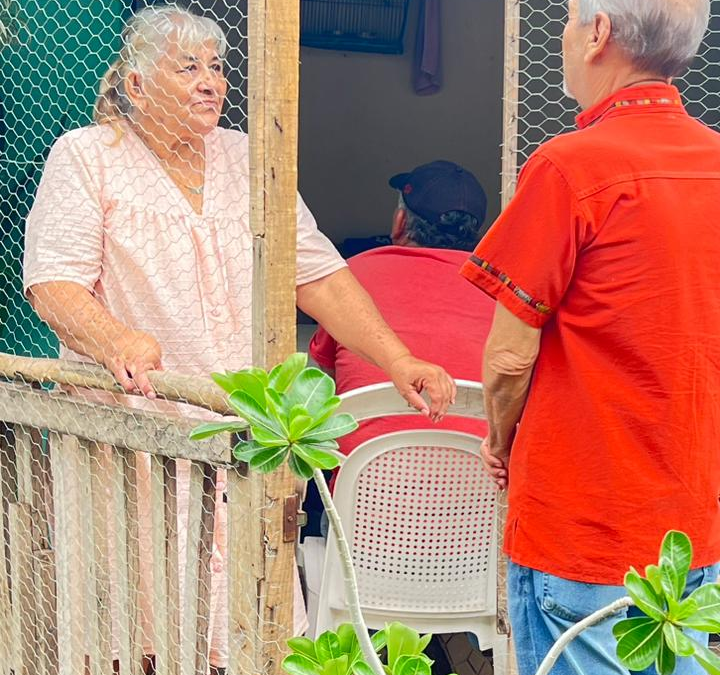 IAAM ATIENDE A PERSONAS ADULTAS MAYORES EN LA COLONIA BUENA VISTA DE LA VILLA