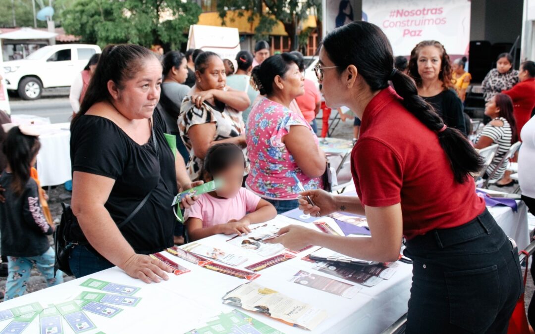ICM LLEVA FERIA DE SERVICIOS A COMALTECAS DE LA NOGALERA PARA PREVENIR VIOLENCIAS