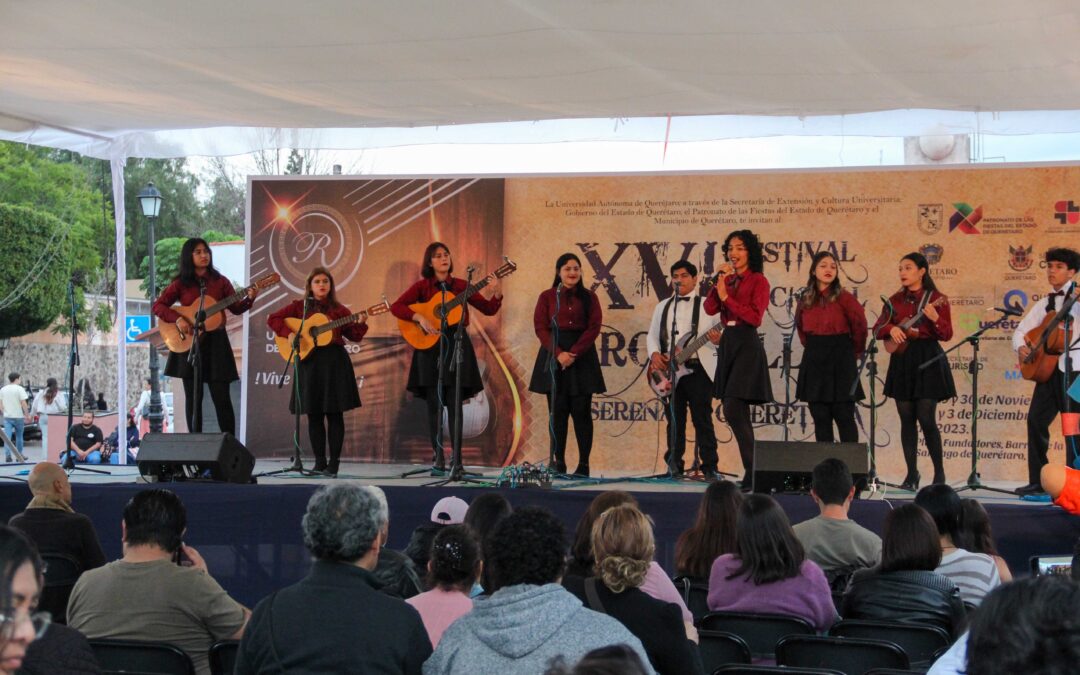 PRESENTE UDEC EN FESTIVAL DE RONDALLAS EN QUERÉTARO