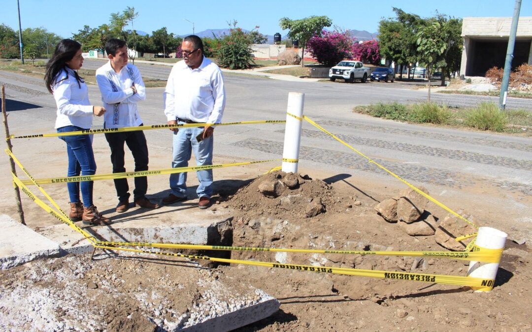 REALIZA CIAPACOV ENTRONQUE EN PALO ALTO PARA MEJORAR ABASTO DE AGUA EN VDEA