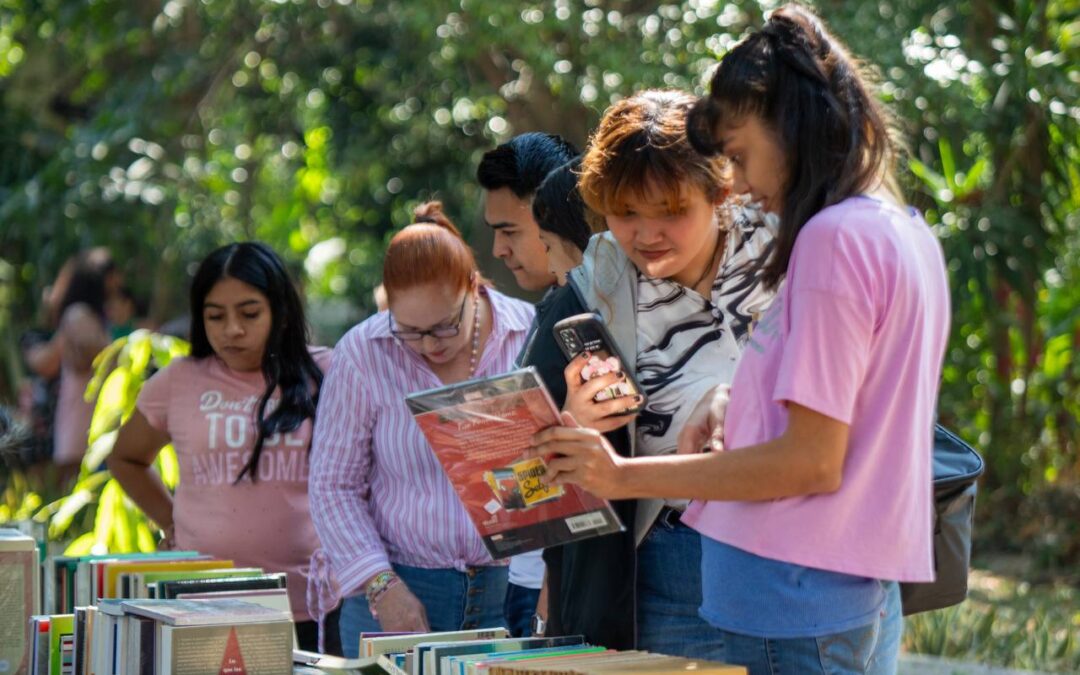 ARRANCÓ PRIMERA ‘FERIA UNIVERSITARIA DEL LIBRO, UIC 2024’