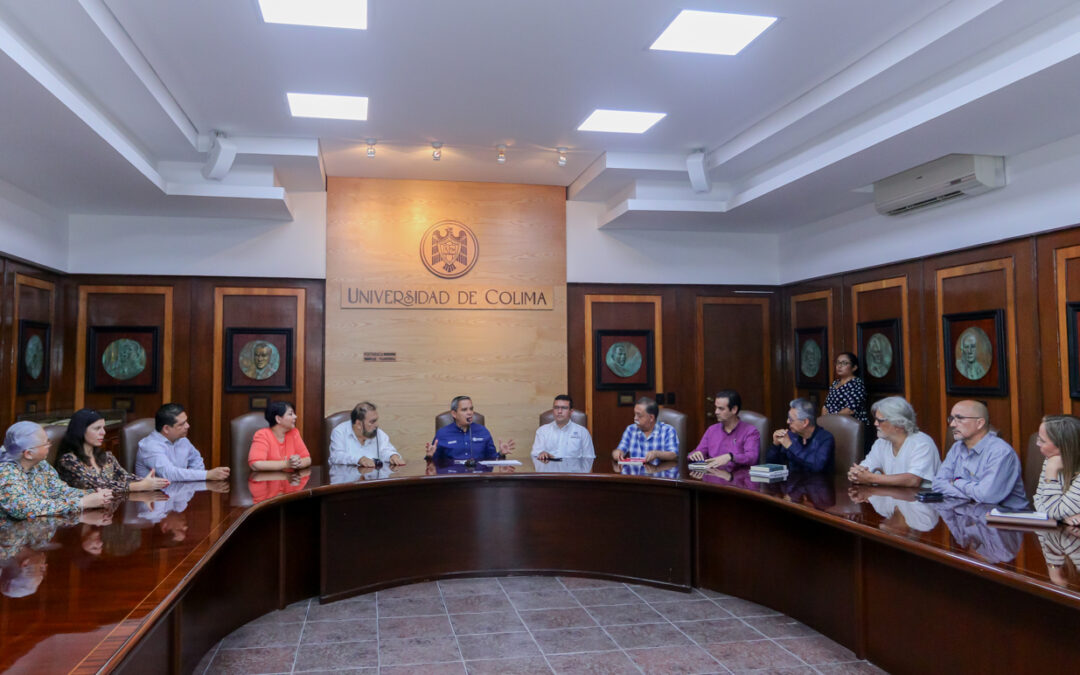VISITA AL RECTOR COMITIVA DEL SEMINARIO DE CULTURA MEXICANA