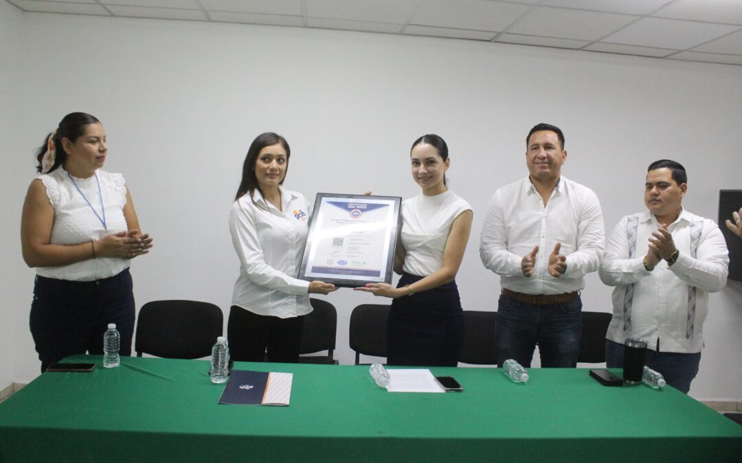 CERTIFICA COESPRIS PROCESOS DE CALIDAD PARA MEJORAR LA ATENCIÓN DE LAS Y LOS USUARIOS