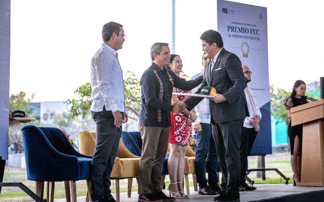 RECONOCEN A ESTUDIANTES TALENTOSOS DEL ESTADO