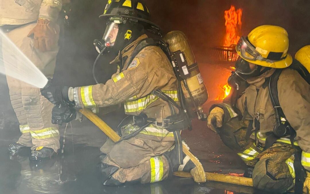 UEPC COLIMA SE CAPACITA EN COMBATE DE INCENDIOS