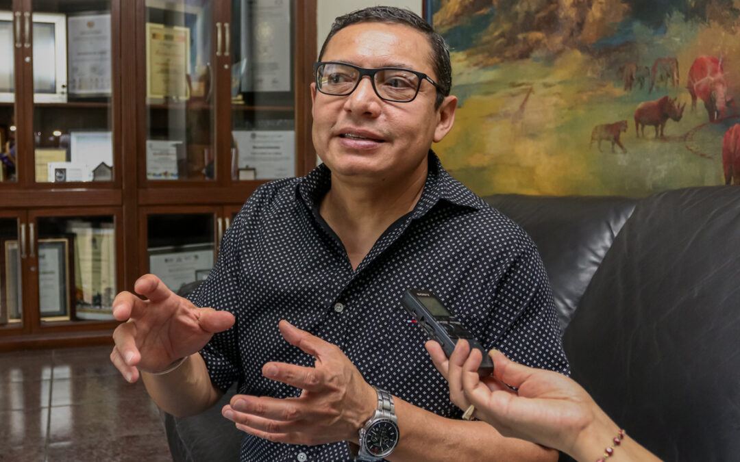 INVESTIGAN CARACTERÍSTICAS QUE FAVORECEN LA FORMACIÓN DE MAREAS ROJAS, EN MANZANILLO
