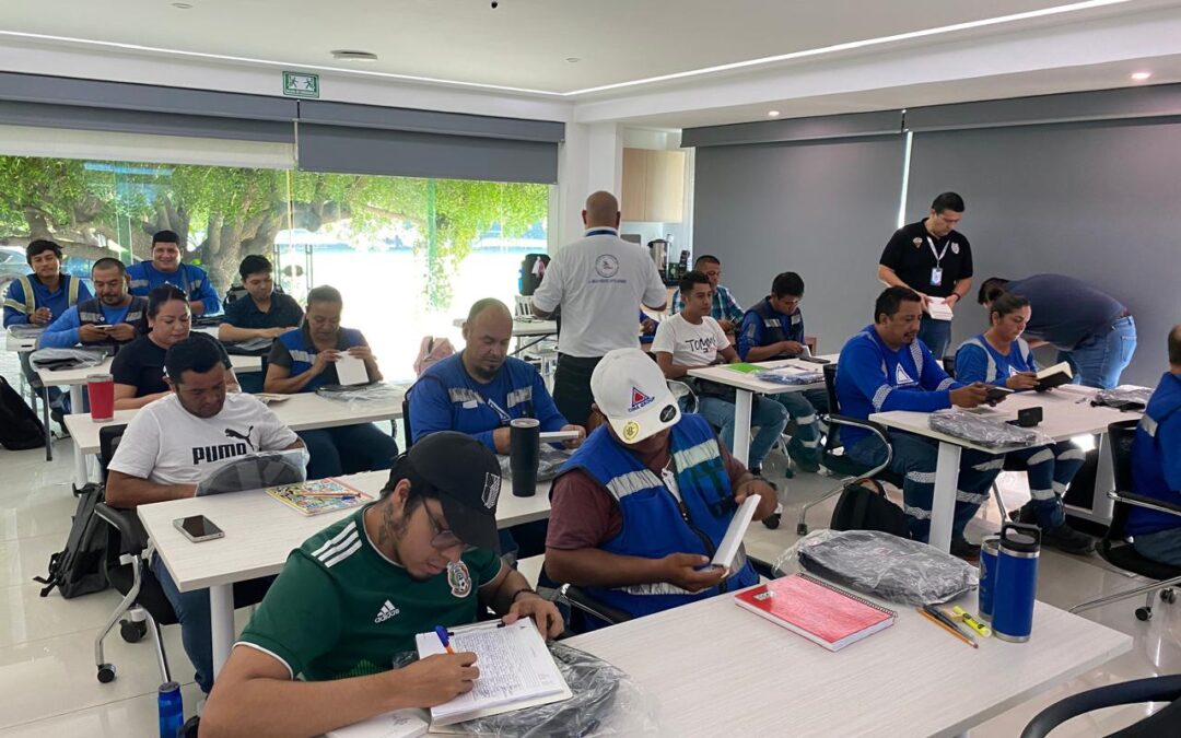 DISEÑA UDEC PROGRAMAS ACADÉMICOS SEGÚN NECESIDADES DE LAS EMPRESAS