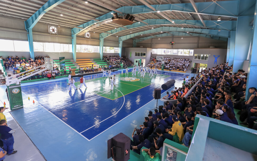ENTREGAN REMODELACIÓN DEL POLIDEPORTIVO DEL CAMPUS COLIMA