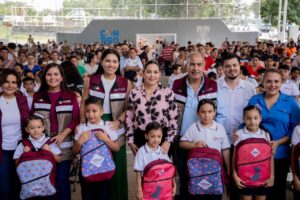 GOBIERNO COLIMA INICIA ENTREGA DE ‘COLIBECAS MOCHILAS Y ÚTILES’; BENEFICIARÁ A MÁS DE 78 MIL ESTUDIANTES, CON INVERSIÓN DE 16.4 MDP