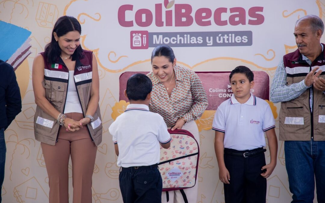 GOBERNADORA CONTINÚA ESTE MARTES LA ENTREGA DE ‘COLIBECAS MOCHILAS Y ÚTILES’ EN MINATITLÁN Y MANZANILLO