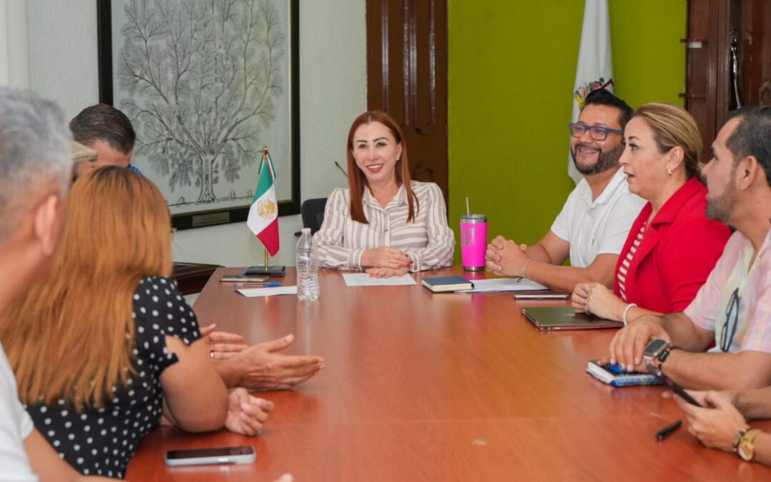 DESIGNA TEY COMISIONES PARA TRANSMISIÓN DE MANDO DE LA ADMINISTRACIÓN MUNICIPAL