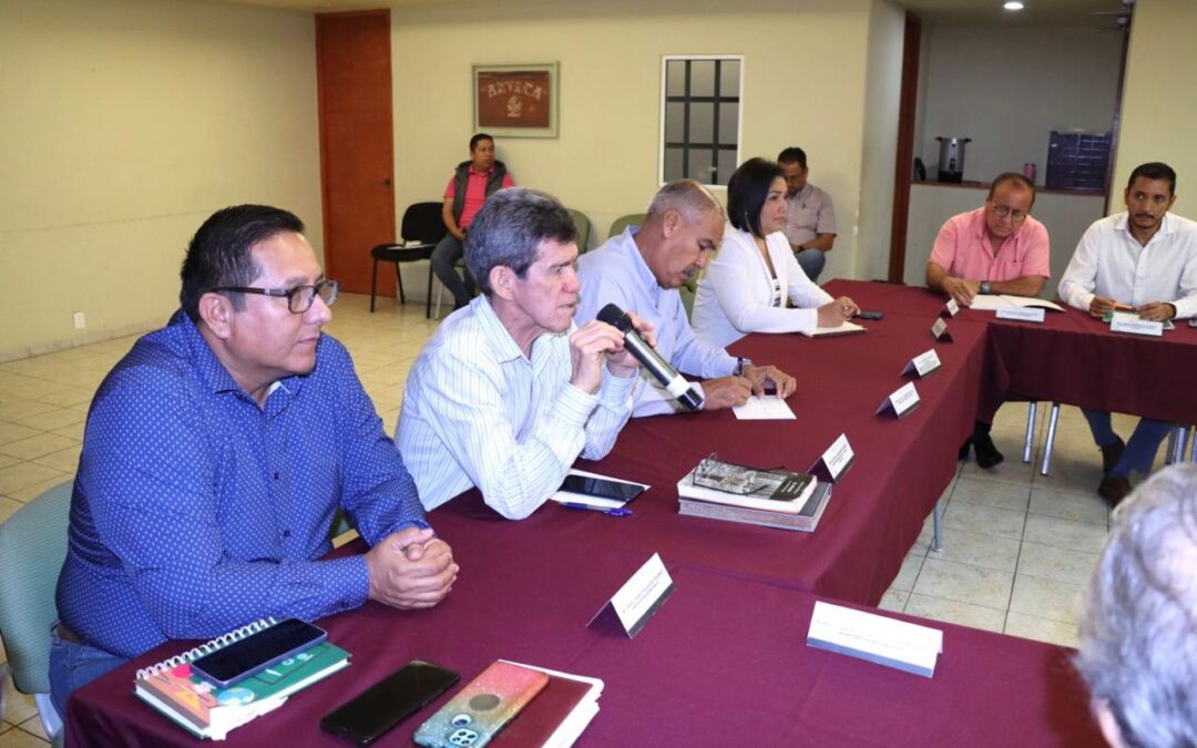 REVISA EDUCACIÓN COLIMA LA MEJORA CONTINUA EN EDUCACIÓN BÁSICA Y MEDIA SUPERIOR