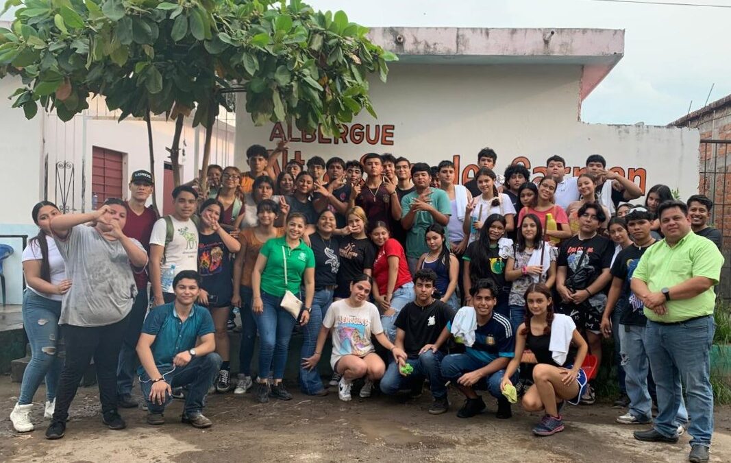 REALIZAN ESTUDIANTES ALTRUISMO EN ALBERGUE “NUESTRA SEÑORA DEL CARMEN”