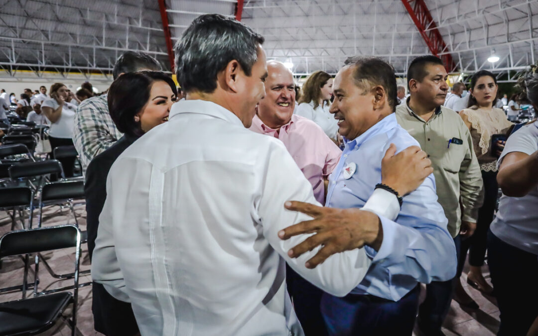 ASISTE RECTOR A SEGUNDO INFORME DE LABORES DE MARTÍN FLORES