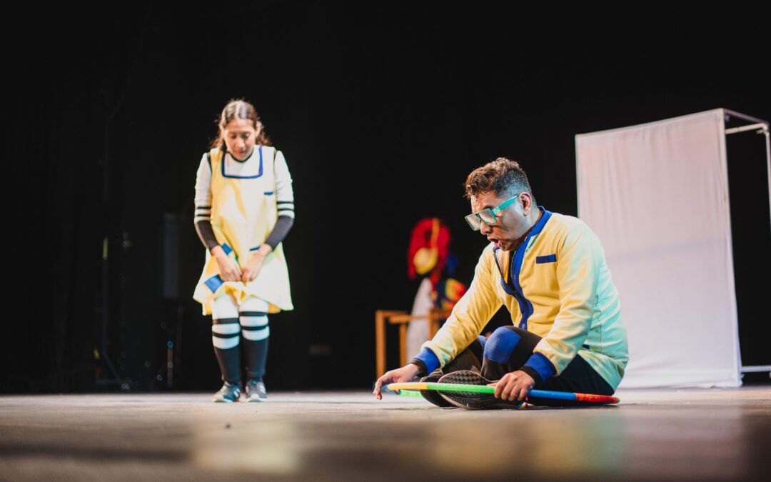 LA LIGA DE LOS SINGULARES, TEATRO, ESTE DOMINGO EN EL PABLO SILVA