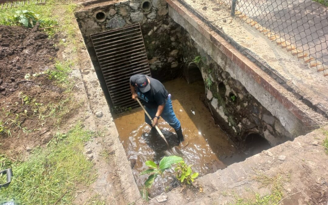 INCODE MANTIENE EN CONDICIONES SEGURAS SUS INSTALACIONES DEPORTIVAS EN COLIMA