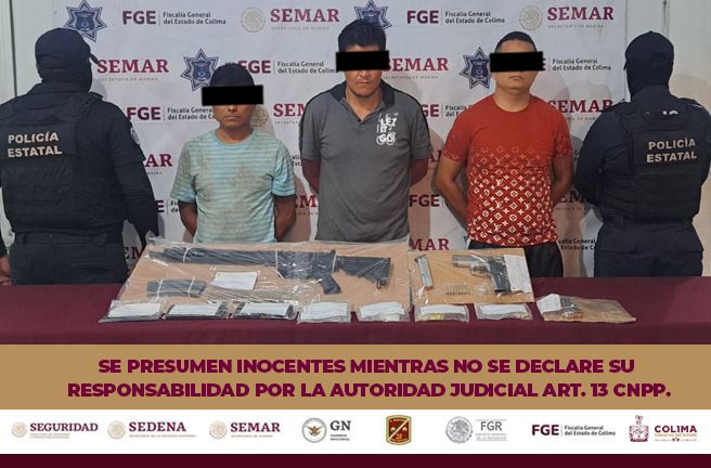 POLICÍA ESTATAL DE COLIMA Y MARINA DETIENEN A TRES INDIVIDUOS Y LES ASEGURAN ARMAS, NARCÓTICOS Y VEHÍCULO