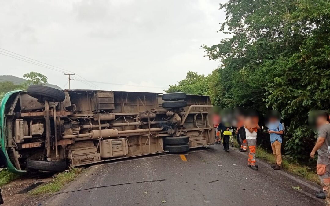 UEPC COLIMA ALERTA POR CIERRE CARRETERA LIBRE ARMERÍA-MANZANILLO