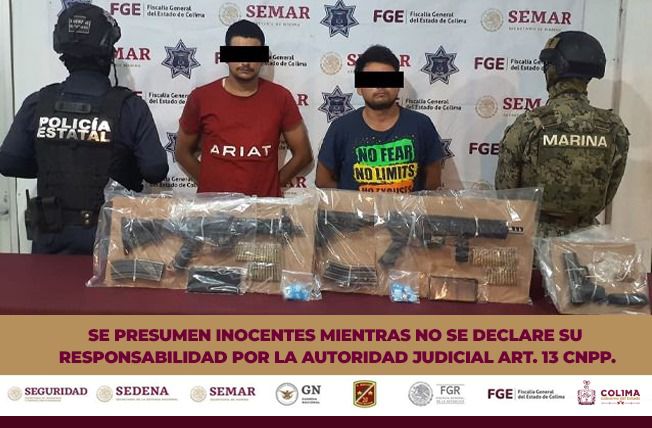 CAEN DOS SUJETOS QUE TRAÍAN ARMAS Y NARCÓTICOS EN LA CIUDAD DE COLIMA
