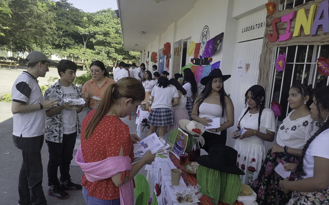 FORTALECEN IDENTIDAD Y DIVERSIDAD CON FERIA CULTURAL, EN EL BACHILLERATO 34