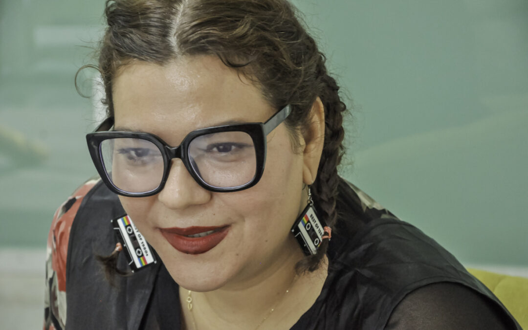 LA POETA INDIRA TORRES PARTICIPARÁ EN FESTIVALES DE POESÍA DE CHILE Y EL SALVADOR