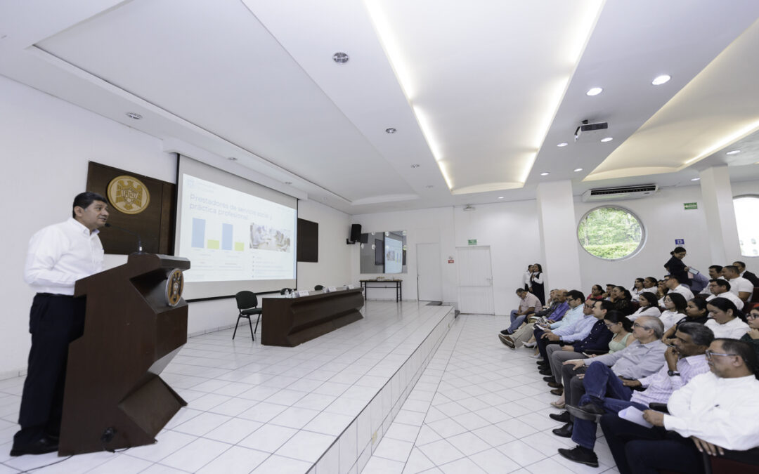 TRABAJO EN EQUIPO, CLAVE EN EL ACCIONAR DE LA FACULTAD DE ENFERMERÍA