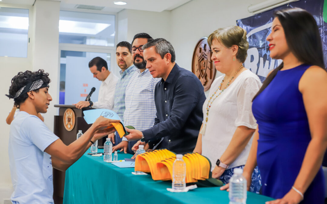 PREMIAN A GANADORES DEL RETO CAMP 2024, EN MANZANILLO