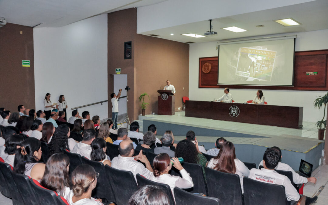 PROGRAMAS EN INGLÉS Y DE DOBLE GRADO DESTACA MERCADOTECNIA EN SU INFORME
