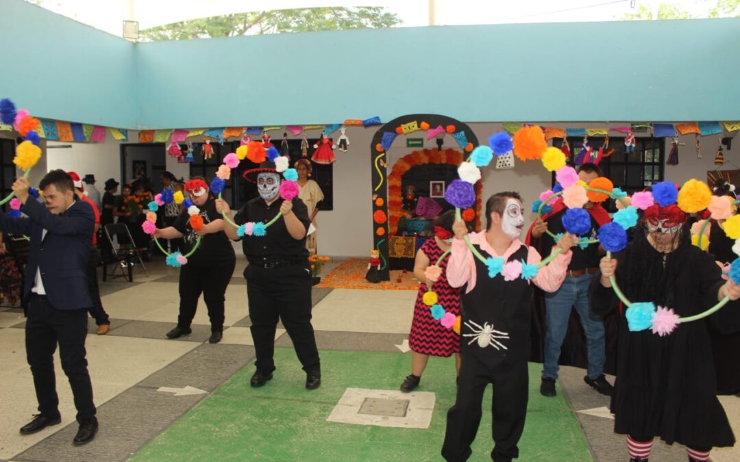 JAP: INSTITUTO DOWN DE COLIMA REALIZA FESTIVAL POR DÍA DE MUERTOS