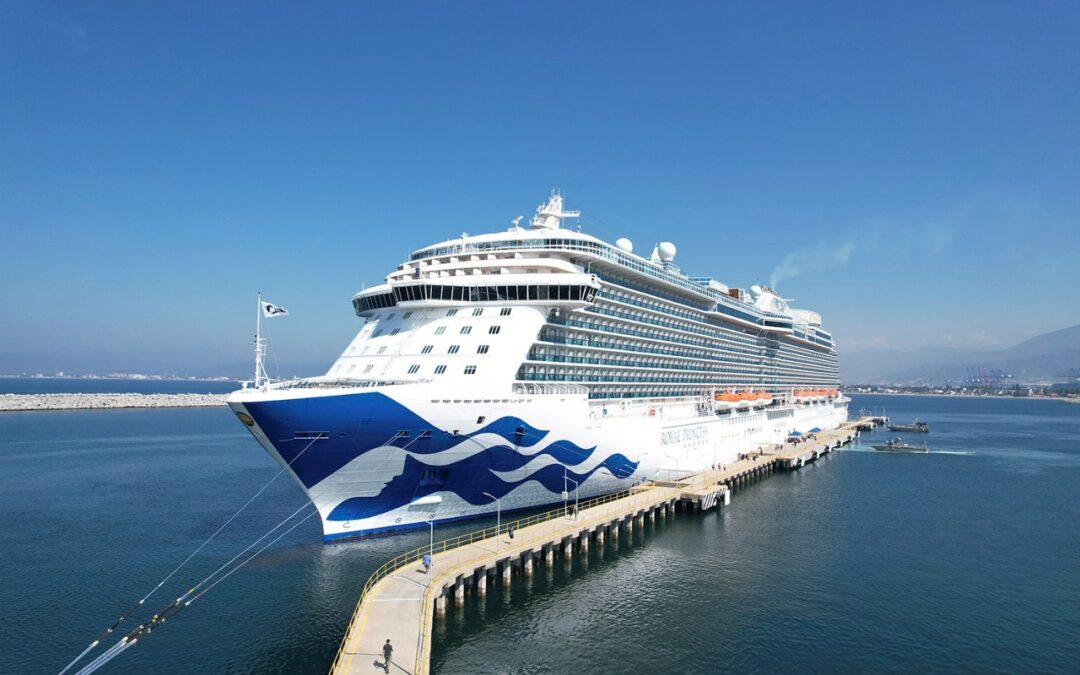 EL 19 DE OCTUBRE ABRE LA TEMPORADA DE CRUCEROS EN MANZANILLO; SE ESPERAN 21 NAVÍOS
