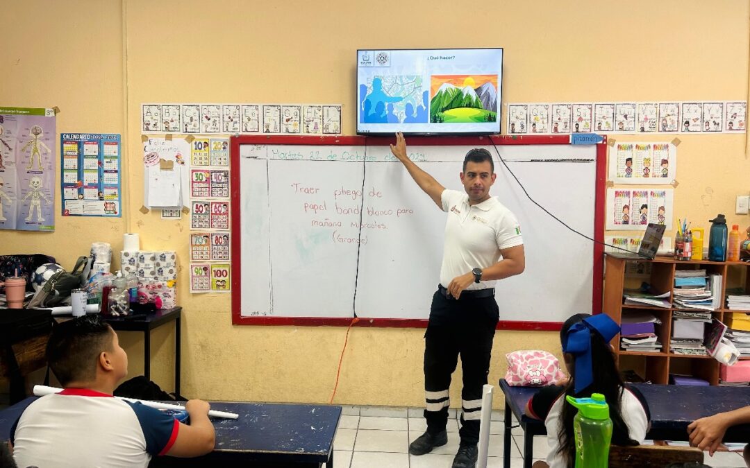 UEPC IMPARTE CHARLA PREVENTIVA DE TSUNAMIS EN PRIMARIAS DE COLIMA