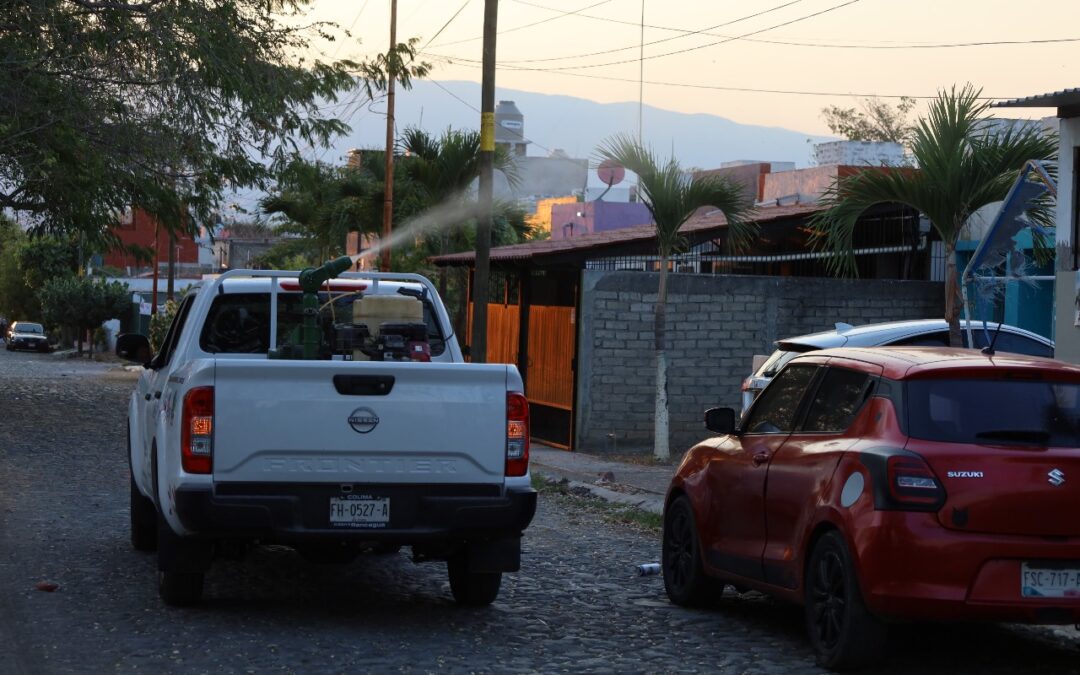 ESTE MIÉRCOLES, SALUD COLIMA FUMIGA CONTRA EL DENGUE EN 42 COLONIAS Y COMUNIDADES DE LA VILLA, TECOMÁN Y MANZANILLO