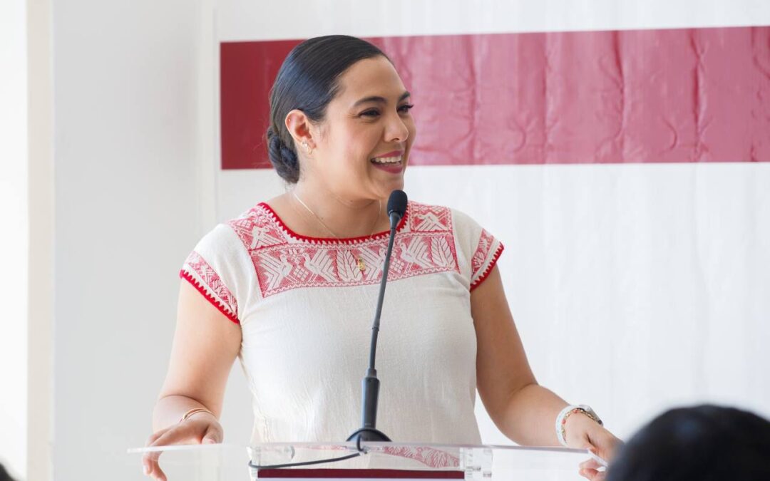 GOBIERNO DE COLIMA ENTREGA APARATOS AUDITIVOS, SILLAS DE RUEDAS Y ANDADERAS A PERSONAS DE GRUPOS PRIORITARIOS