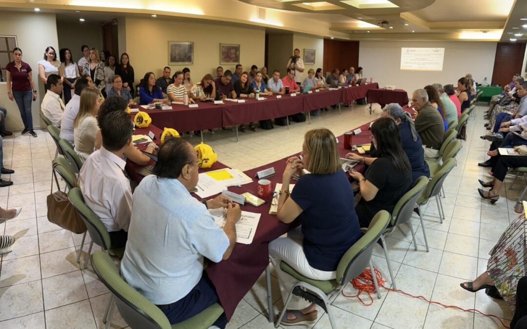 GOBIERNO DEL ESTADO Y UDEC COLECTAN MÁS DE UN MILLÓN DE PESOS PARA TELETÓN