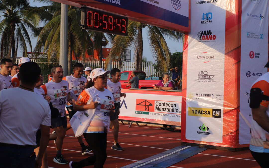 PARTICIPA RECTOR DE LA UDEC EN CARRERA CONTECON MANZANILLO 2024