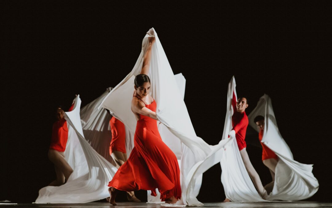 MEDERI VENTUS: UN VIAJE ONÍRICO DE LUZ, AGUA Y VIENTO CON UNIVERDANZA