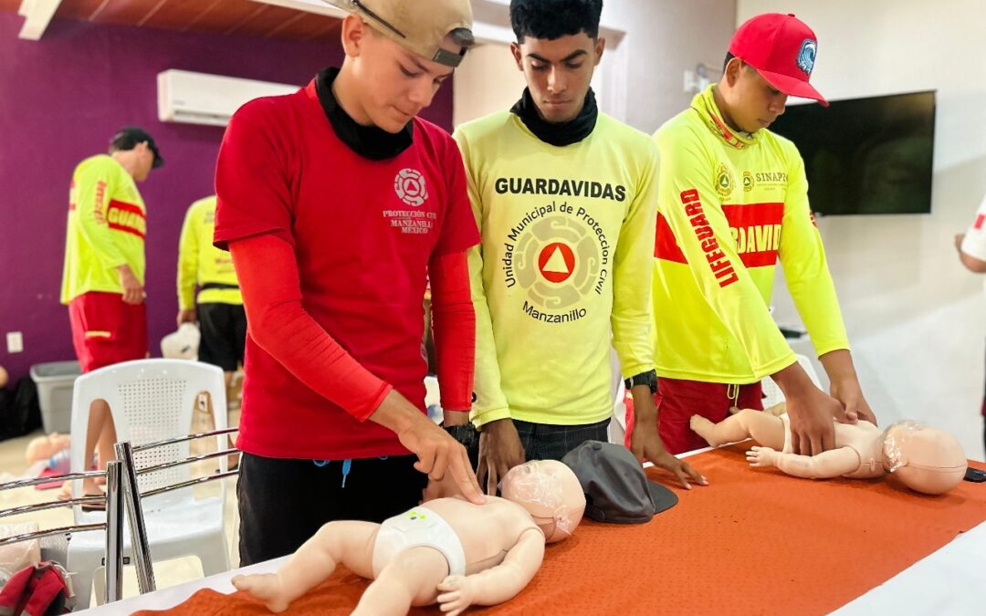 COLIMA YA CUENTA CON DESFIBRILADORES AUTOMÁTICOS EN CUATRO PLAYAS DEL ESTADO; PERMITIRÁN SALVAR VIDAS